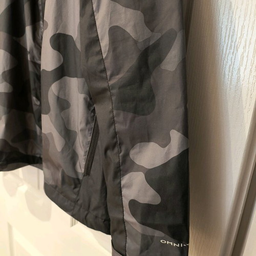 Columbia jacket new, waterproof and windproof, size M