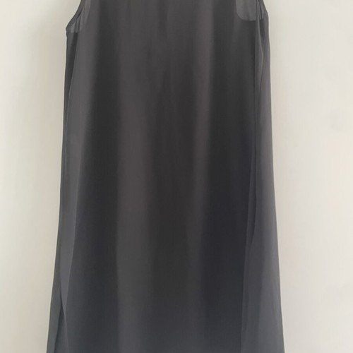 Zara top like new, black with slits
