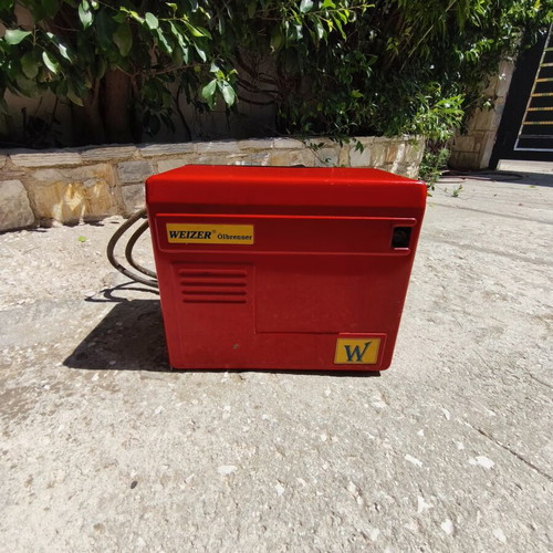 Weizer oil burner used, heating 7.80kg/h