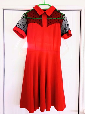 Dress with zipper size M like new, red