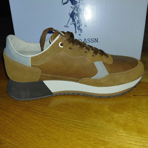 Polo Unisex Athletic Shoes Camel Color Size 41 New