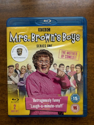 Mrs Brown’s Boys Series One Blu-ray σαν καινούργιο με αγγλικούς υπότιτλους