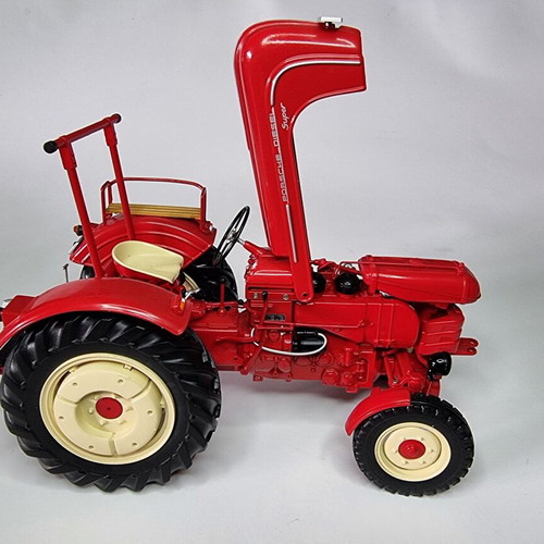 Minichamps Porsche Super Traktor metal model 1:18 new