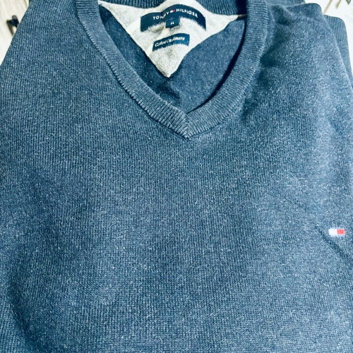 Tommy Hilfiger long-sleeve shirt like new, size M, blue