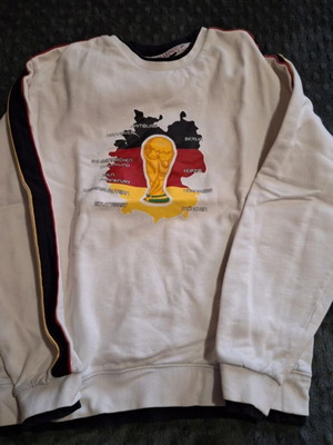 World Cup 2006 official product kids large used