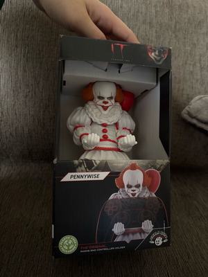Pennywise phone & controller holder new