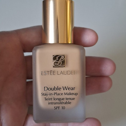 Estee Lauder Double Wear Stay-in-Place Makeup 3W2 Cashew