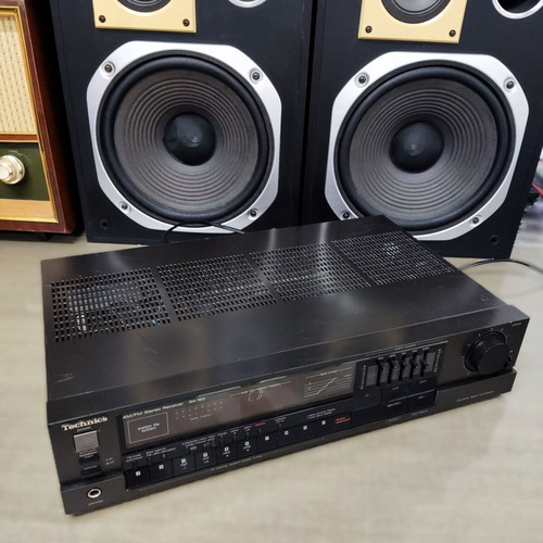 Technics SA-160 Stereo Amplifier 2x40W RMS used with phono input