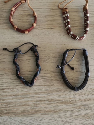 Men's bracelets like new, pack of 24, various designs
