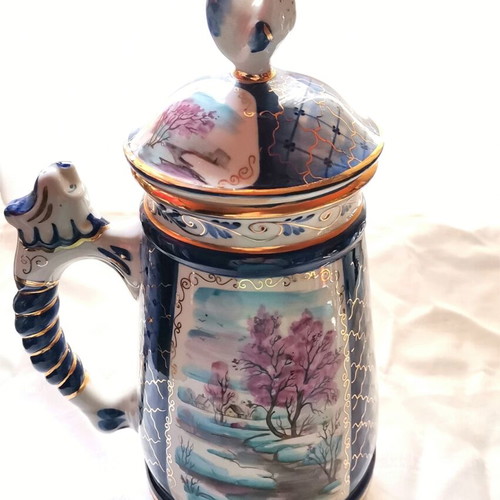Gzhel porcelain with handpainting, like new, blue and gold