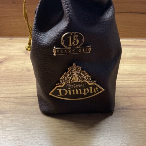 Dimple leather collectible pouch like new, height 20 cm