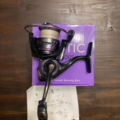 Oceanic Mystic LT2500S fishing reel with Shimano Kairiki line