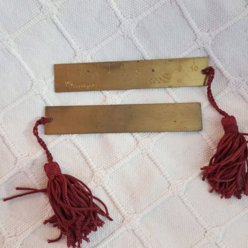 Eurobank metal ruler set used