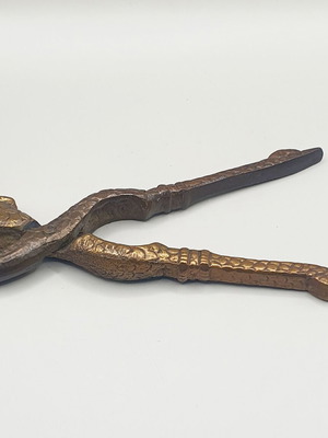 Bronze tool old like new, width 13.7 cm
