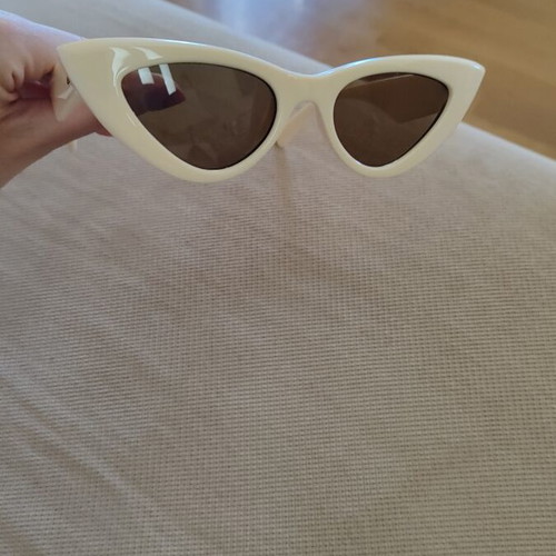 Le Specs Hypnosis Ivory Cat Eye Sunglasses new, white/cream