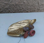 Metal decorative leaf used
