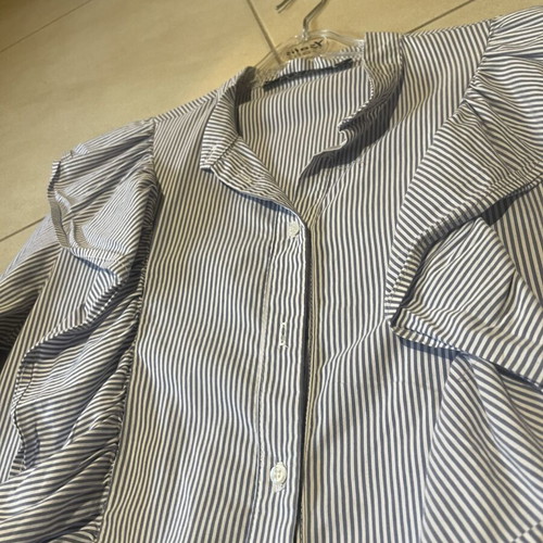 Striped shirt with ruffles blue and white like new
