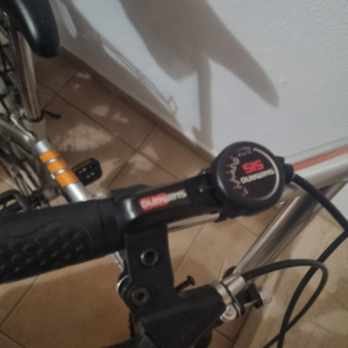 Born2Ride Folding Bicycle 20" with 6 Shimano Speeds like new, silver
