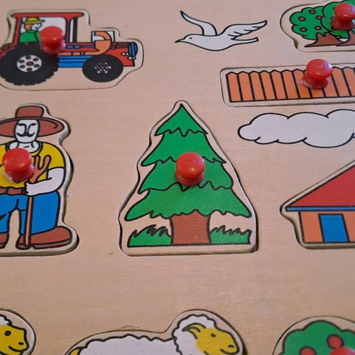 Eichhorn wooden puzzle XL used, 30 pieces, farm theme