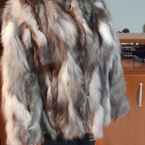 Women's natural fur worn 2-3 times