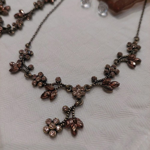 Accessorize faux bijoux set with flower rhinestones and bronze effect new