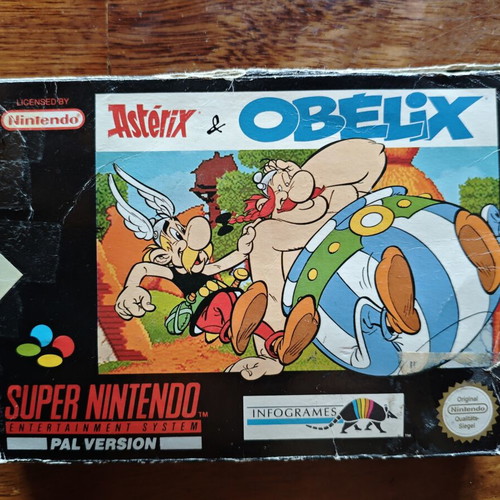 Asterix & Obelix SNES game used, original PAL cartridge with box