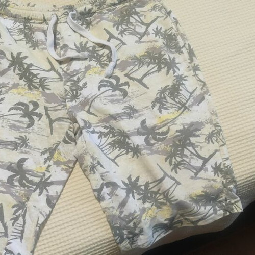 Bermuda shorts used, sizes M and L