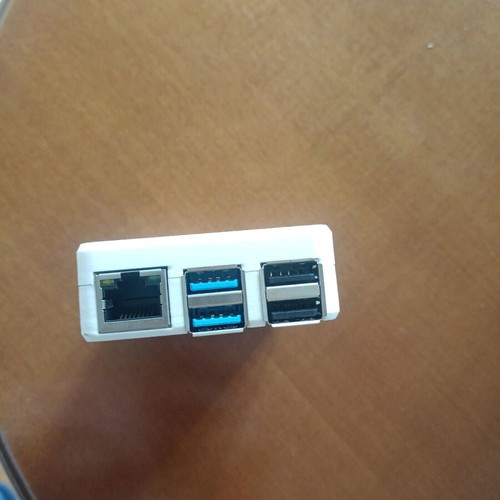 Raspberry Pi 3 / 4 Honeycomb case new with ventilation and GPIO access