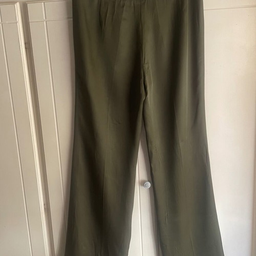 Escada silk pants dark green size 44 like new