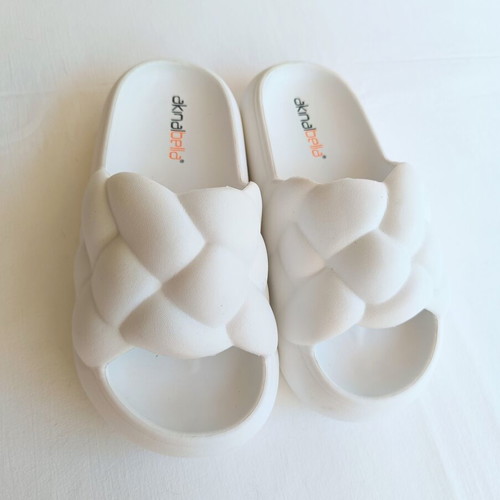 White Braided Platform Slides Akinabella EU 36 like new