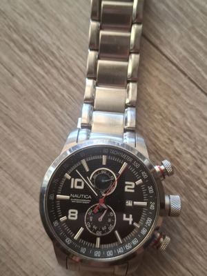 Nautica A22549G men's wristwatch, black and silver