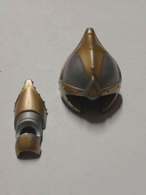 Playmobil Novelmore Invincibus helmet and arm used