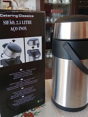 Serving thermos jug used 2.5 liters