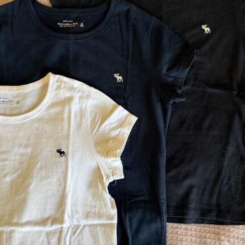 Abercrombie T-shirt set of 3, blue black white, size M