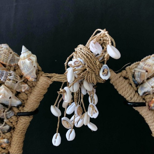 Decorative shell necklace like new on custom base