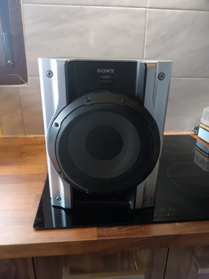 Sony subwoofer used in good condition