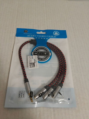 Jack adapter with 3 female jacks for microphone and headphones to 1 male jack