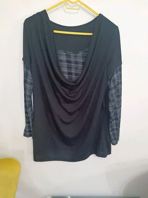 Women's thin sweater with plaid details like new, size L