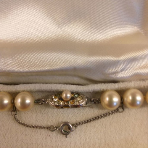 Majorica artificial pearl necklace used, 1970s model
