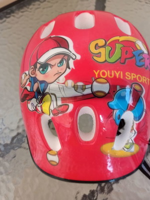 Παιδικό κράνος καινούργιο με λογότυπο