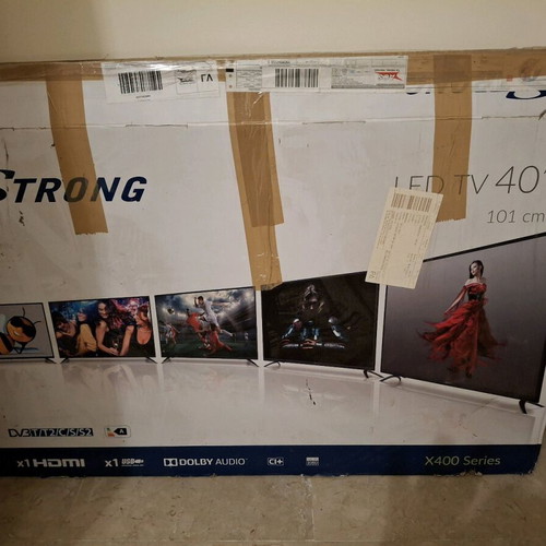 Strong 40FX4003 40-inch TV like new, tabletop, non-smart
