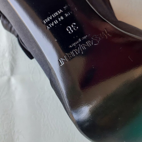 Yves Saint Laurent Black Pumps New Size 38