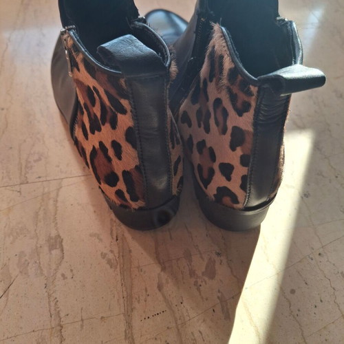 Nak ankle boots size 39, like new, black