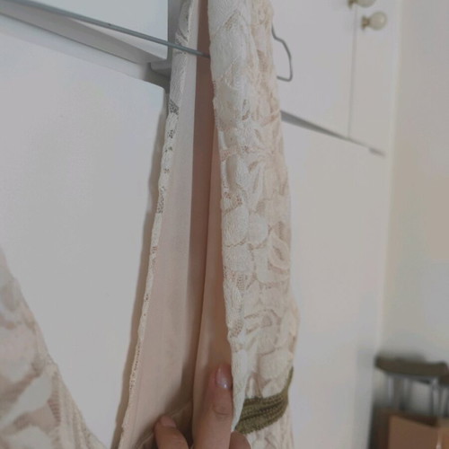 BSB maxi dress size L used, beige lace with belt