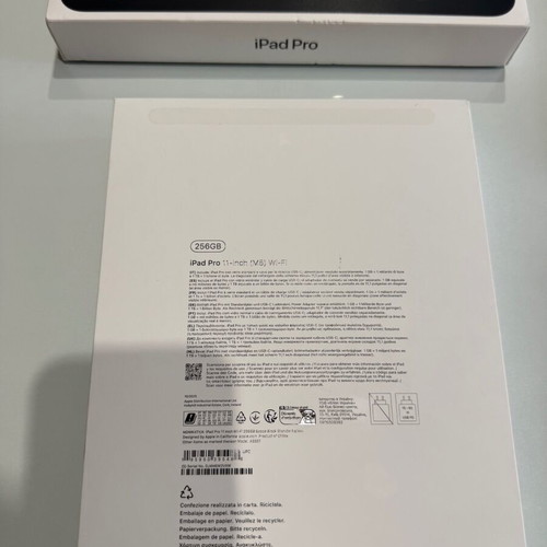 iPad Pro 11” M5 256GB Wi-Fi with Apple Pencil Pro like new