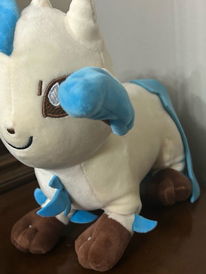 Leafeon Pokemon plush used