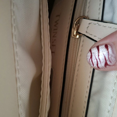 Twinset crossbody bag like new, cream with gold chain detail