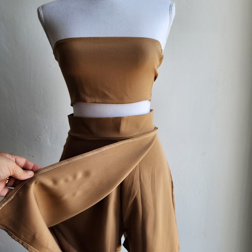 Clothing set new with tag, brown