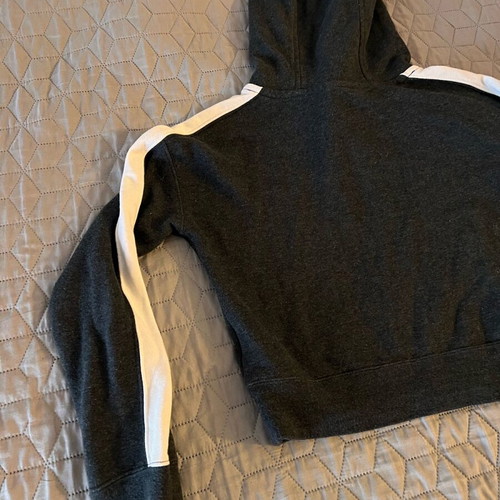 Nike Air cropped sweatshirt for girl 12-13 years like new, gray