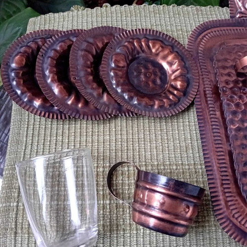 Vintage tea set like new, copper imitation with 4 cups and saucers
